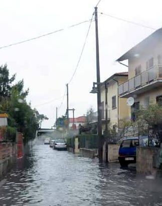 Via Garosi sott’acqua, i dem Alberti e Carioli chiedono lavori urgenti 