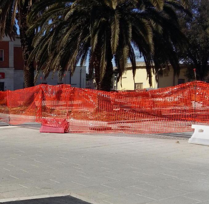 Piazza Marconi: «L’opera incompiuta» 