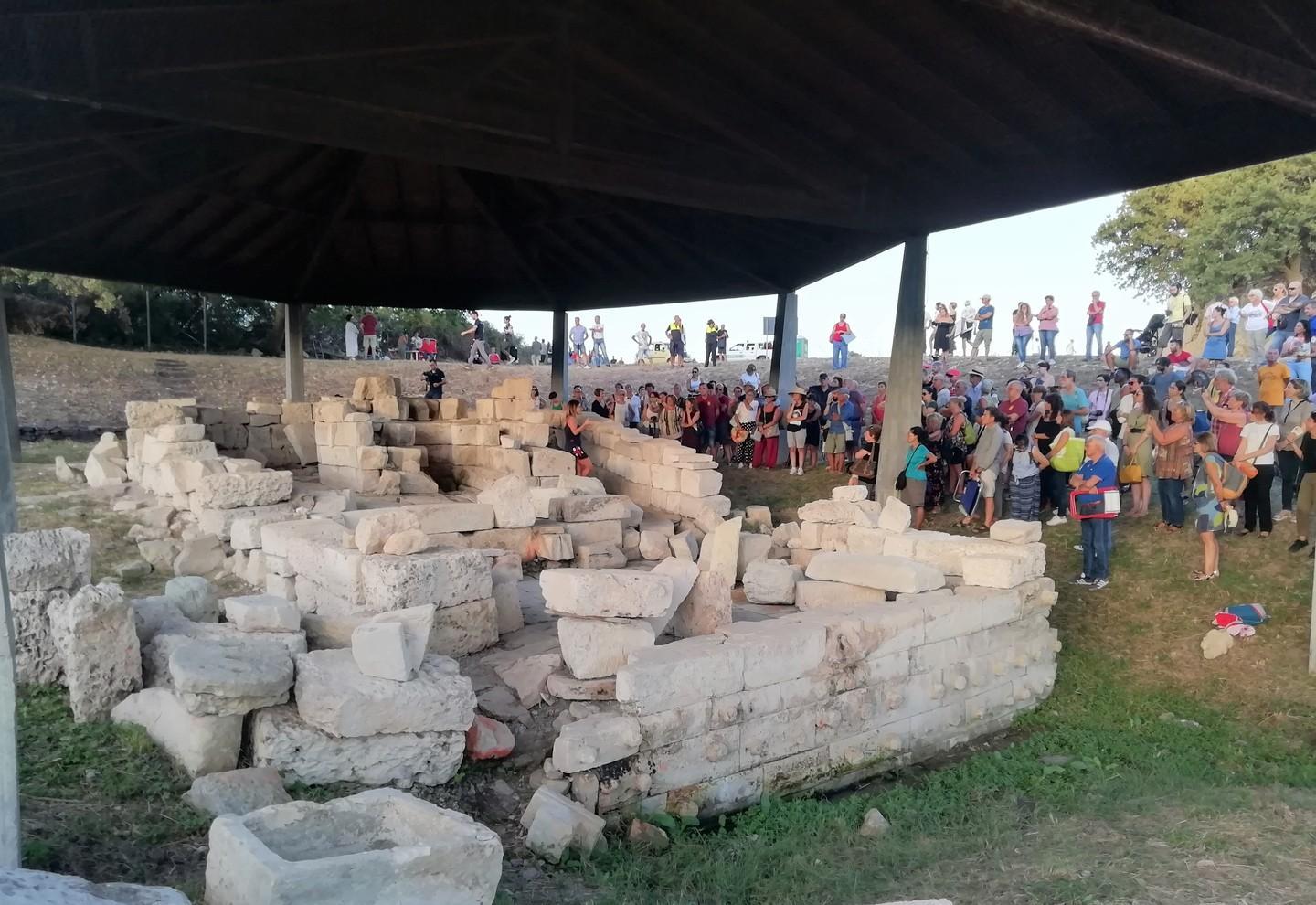A Nulvi un pozzo sacro e un nuraghe da scoprire 