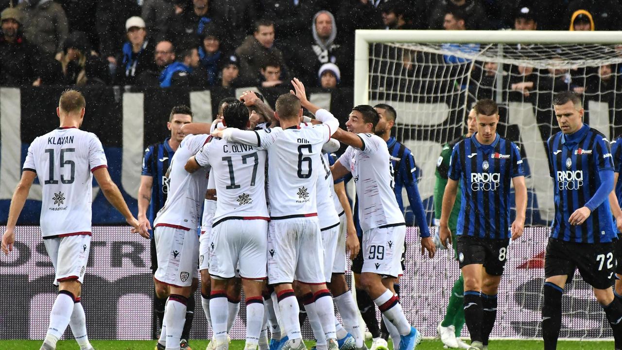 Cagliari formato Europa: vince a Bergamo ed è quarto