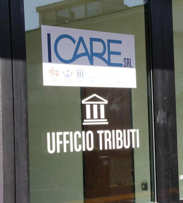Tassa di soggiorno, cartelle a pioggia da ICare agli alberghi 