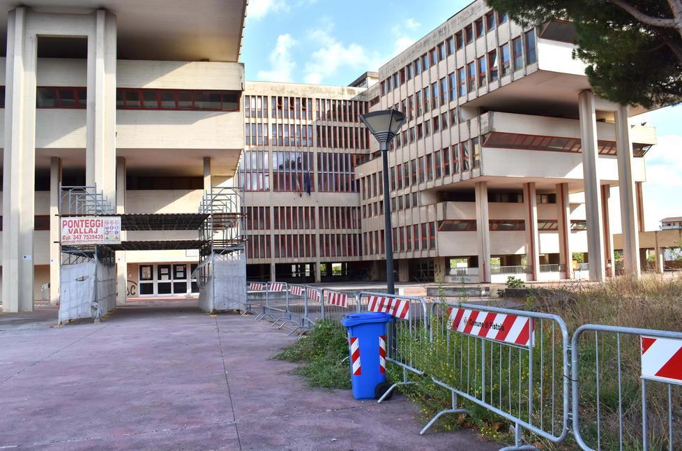 Continuano gli interventi per eliminare le transenne