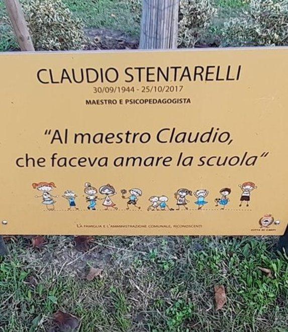Carpi, una targa e un albero in ricordo del maestro Claudio Stentarelli 