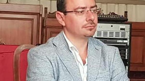 Benini attaccato su Fb querela un utente «Se vinco devolvo la cifra»