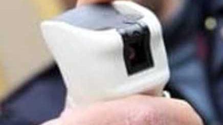 Spray al peperoncino treno bloccato a Cona