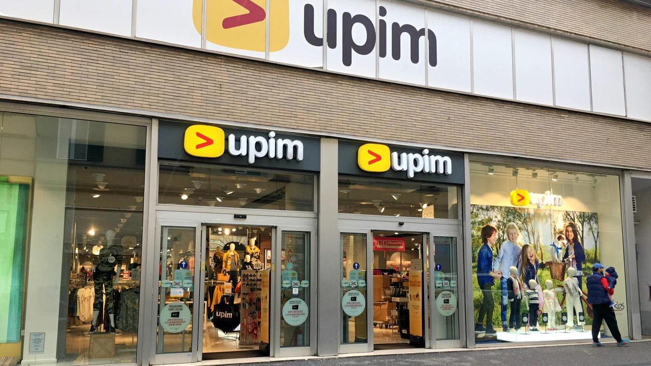 Due posti alla Upim a Livorno e a Pontedera