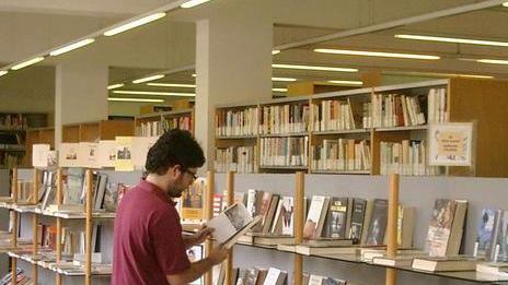 Lavoro in biblioteca per quattro giovani con il servizio civile