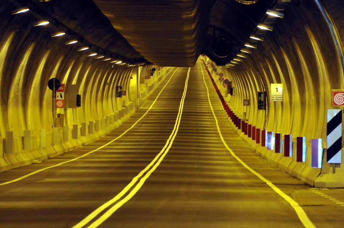 Conto alla rovescia per la strada da 100 milioni riservata ai camion del marmo 