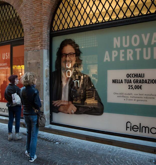 Domani a battesimo il negozio di occhiali Fielmann nel Fillungo 