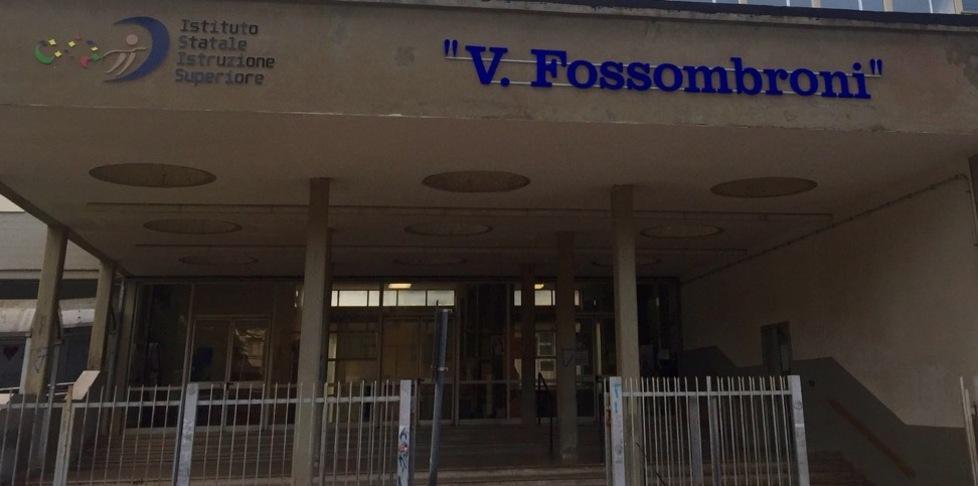 Assistente bagnanti al Fossombroni i corsi per il brevetto 