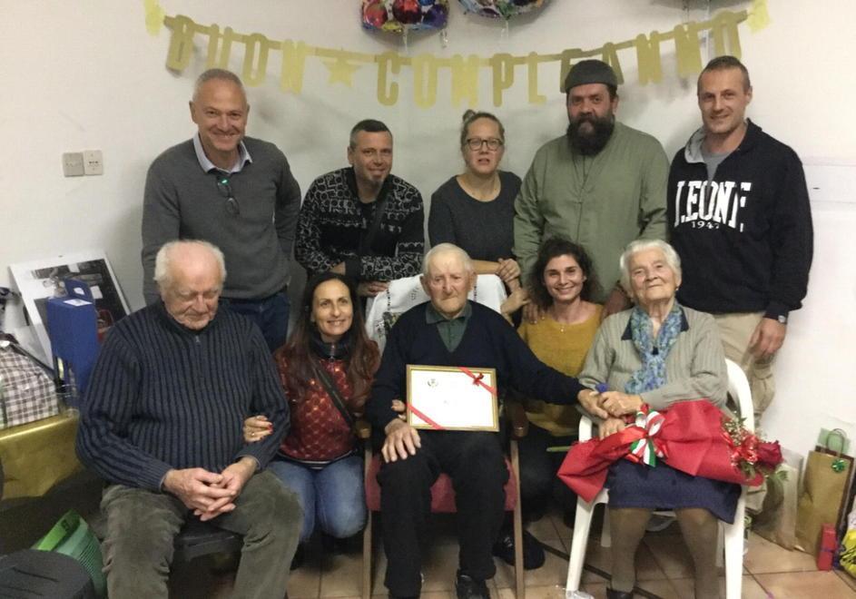 Festa per i 100 anni di Bruno Mason