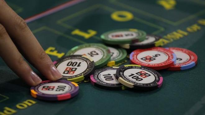 Perde al Casinò e denuncia un furto, condannato