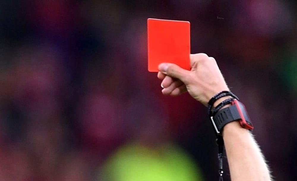 Offesa razziale all'arbitro, società multata di 600 euro