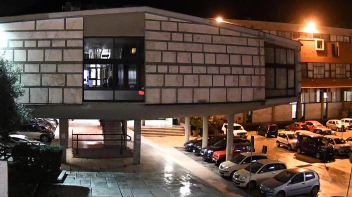 Infiltrazioni di pioggia, inagibile la sala di rappresentanza