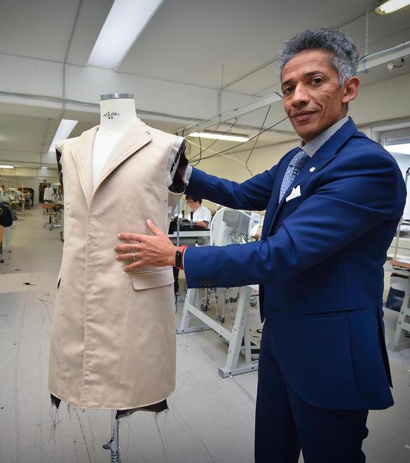 Un cappotto di cashmere per l’uomo Toscano 