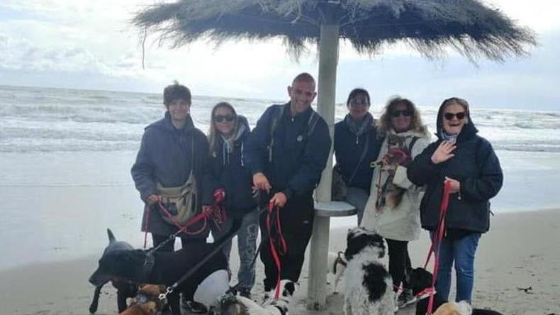 Adotta un cuore randagio, tante storie di vita e uno straordinario impegno per gli animali