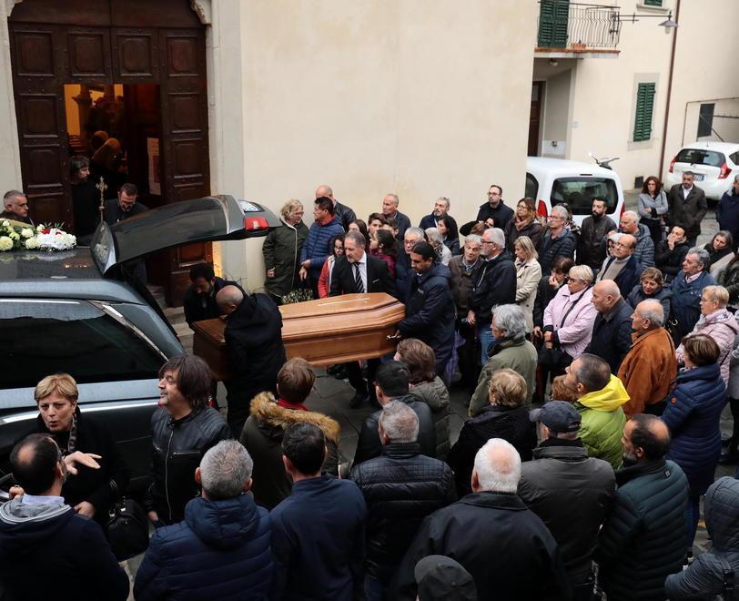 Commozione per l’addio a Cioni