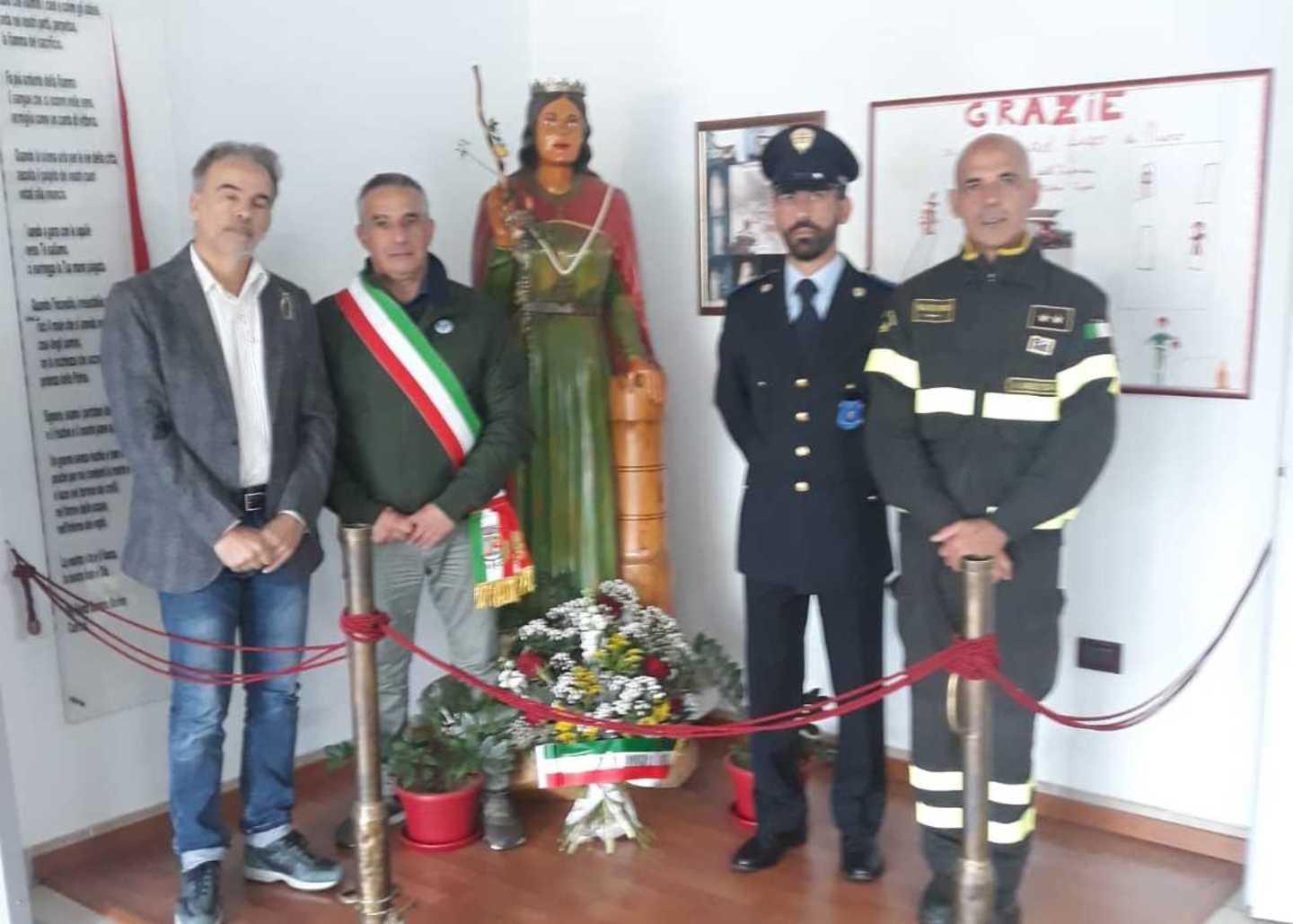 Solidarietà del paese per pompieri morti