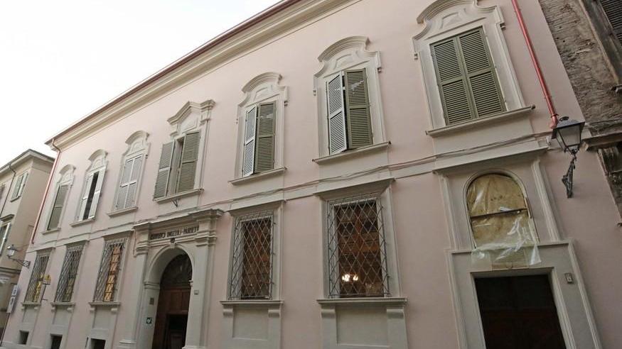 Il seicentesco palazzo Parisetti si presenta dopo il restauro