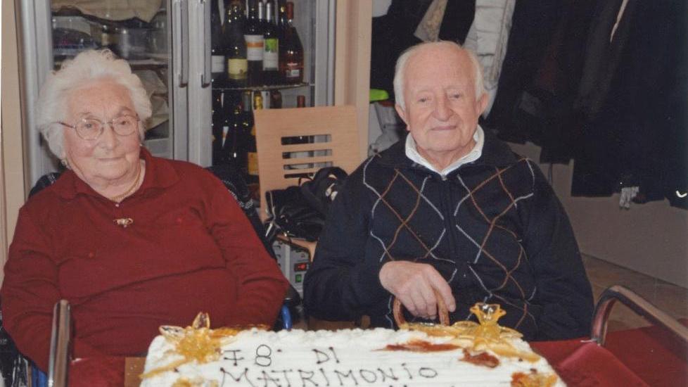 Norina e Giuseppe Ferri alla feste per il loro 79esimo anniversario di matrimonio