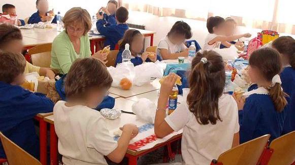 «A Pontremoli i bimbi disabili pagano la mensa: è ingiusto»