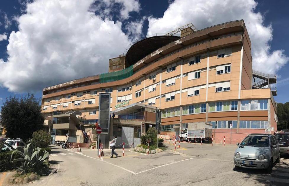 «Di notte un solo infermiere per 21 pazienti in ospedale» 