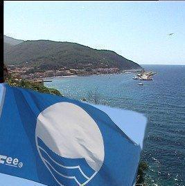 Il Comune dà un incarico per mantenere le due bandiere blu