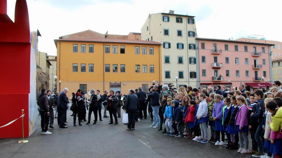 Dedo entusiasma e commuove i visitatori «Finalmente è arrivato un evento così»