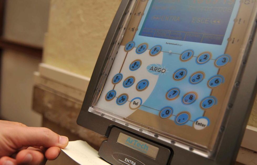 Impiegato assenteista deve risarcire 9.409 euro 