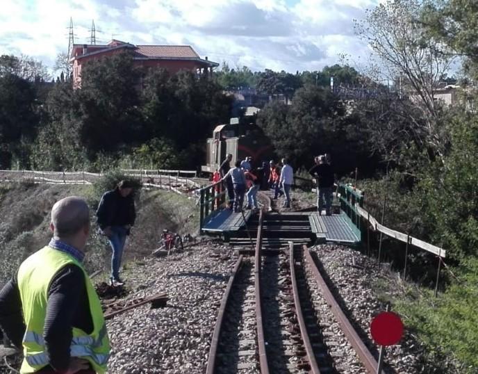 Oggi stop ai treni, dal 12 riparte il collegamento con Alghero