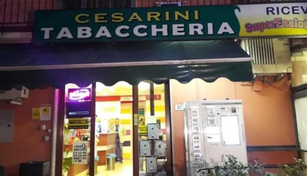 La tabaccheria Cesarini di Bagnolo rapinata nel maggio 2018