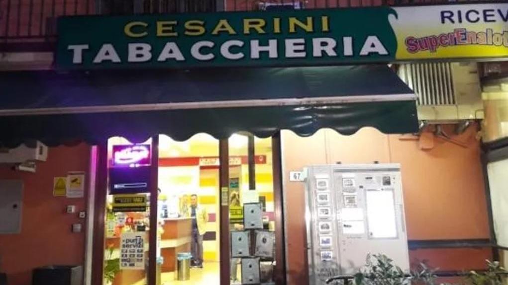 La tabaccheria Cesarini di Bagnolo rapinata nel maggio 2018