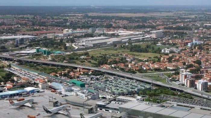Calo di passeggeri al Galilei, Naldi: "Ma siamo pronti per il maxi amplimento"