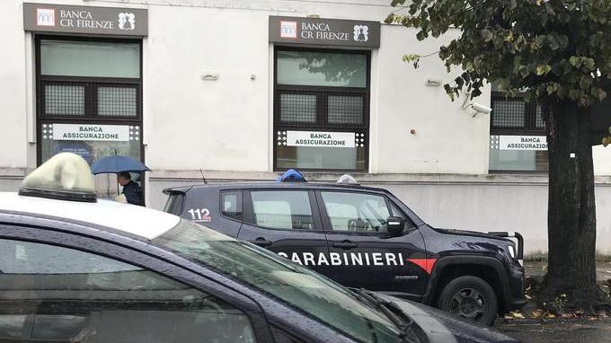 L'intervento dei carabinieri (Foto Franco Silvi)