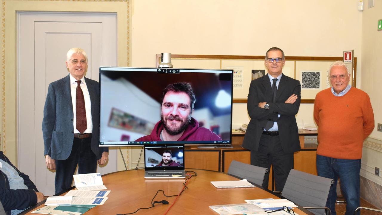 Da sinistra Giovanni Palchetti, Vacchiano (in collegamento video), Iozzelli ed Ezio Menchi (Foto Lorenzo Gori)