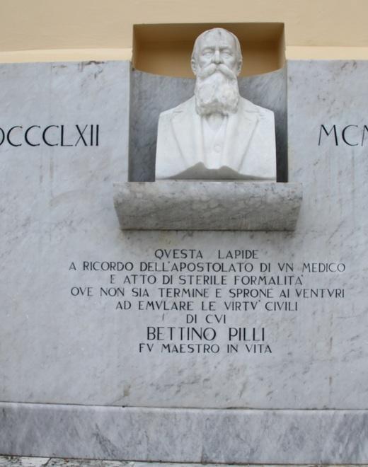 La città rende omaggio al ricordo di Bettino Pilli, il medico dei poveri