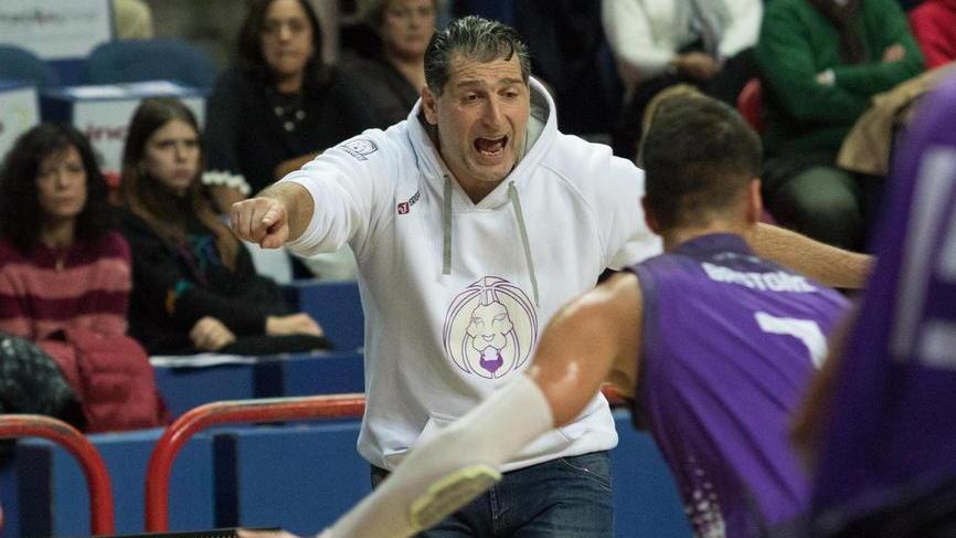 I gialloblù contro i nuovi viola Al Palatenda la sfida dell’anno