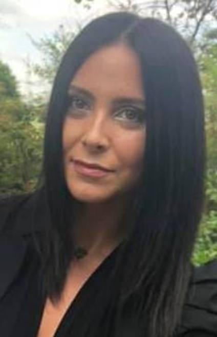 «Sono rimasta seduta perchè il loro omaggio voleva solo dividerci»