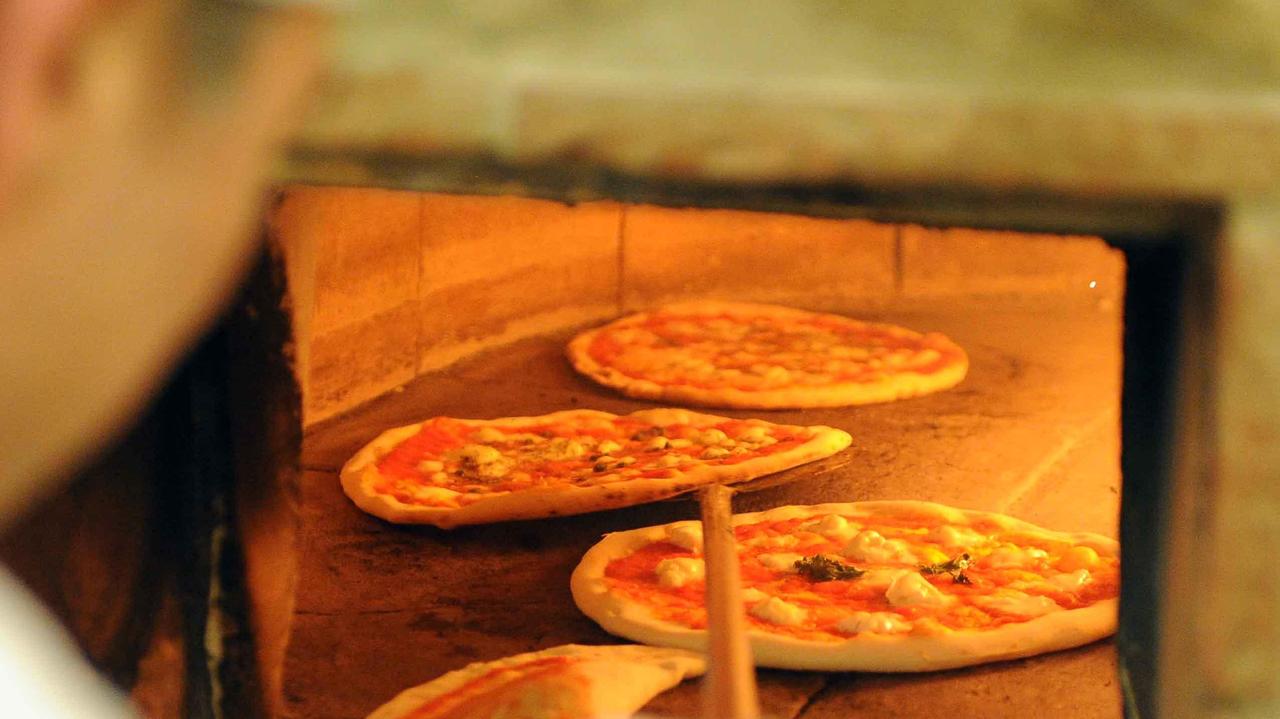 Pizzaioli, locali e pizze protagoniste del gioco