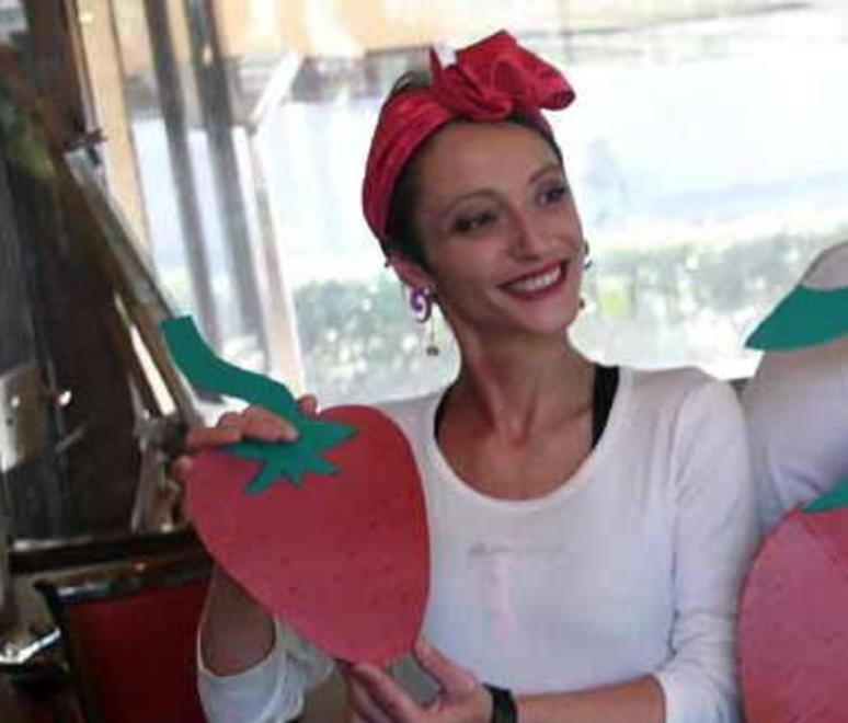 «C’è bisogno di ridere» Un calendario per lottare contro il tumore e la paura 