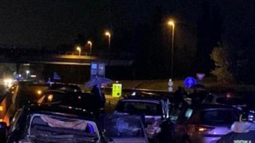 Incidente con 7 auto coinvolte