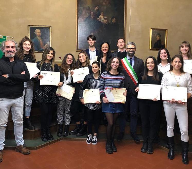 Premiati con un buono libri i quindici studenti da cento 