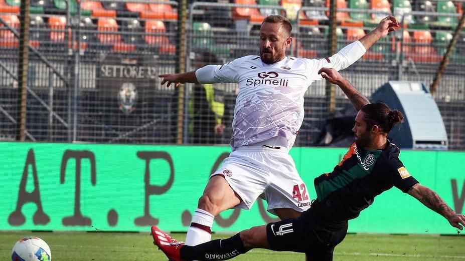 Il solito Livorno triste affonda anche a Venezia Breda non incide ma Spinelli non lo esonera
