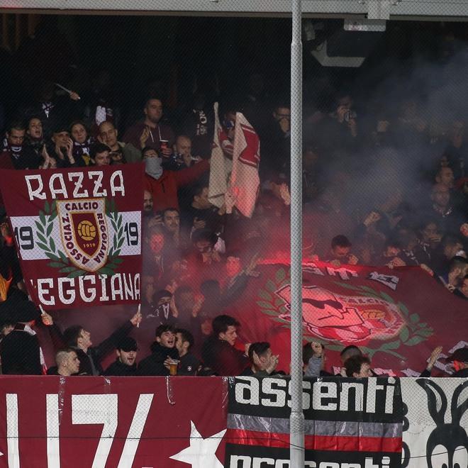 Esodo granata al Manuzzi