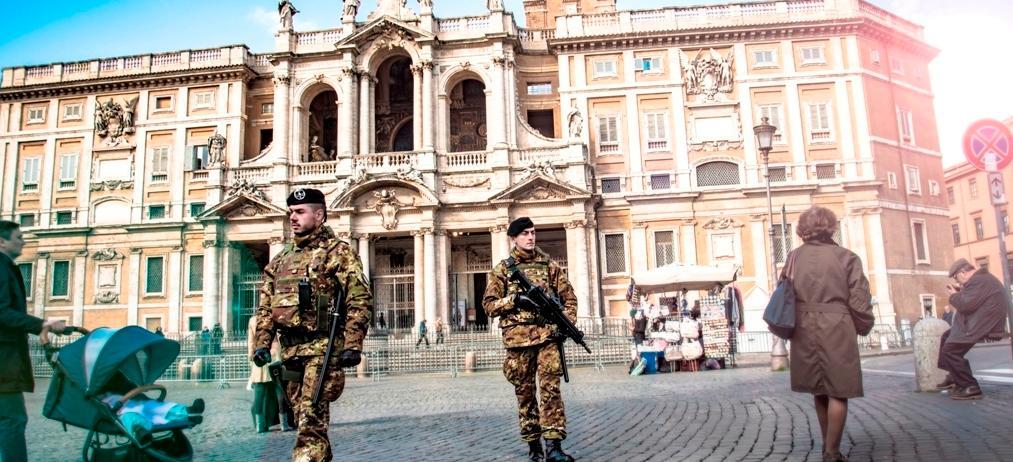 Roma orfana dei Sassarini: la Raggi chiama la Brigata 