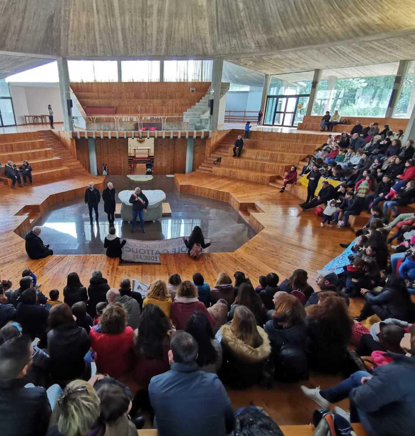 Primo abbraccio delle diocesi gemelle 
