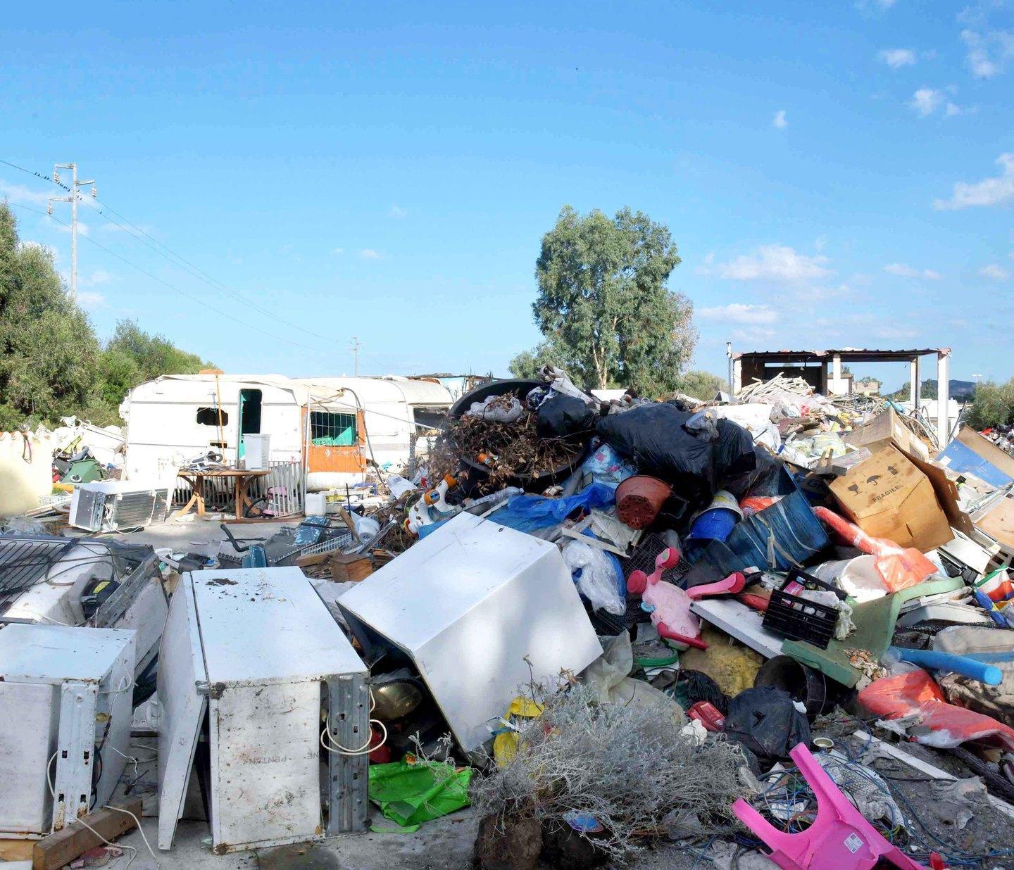 Discarica sotto sequestro e controlli 24 ore su 24 