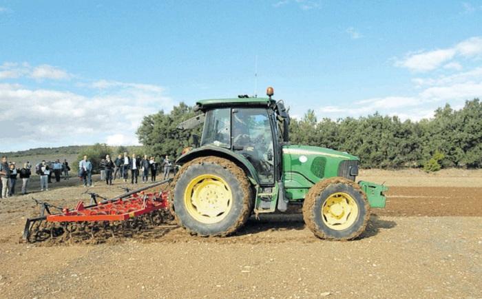 Droni, robot e smartphone nelle campagne del futuro 