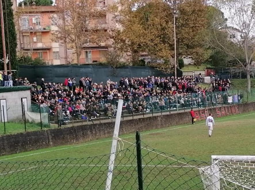 Nella foto il pubblico durante il derby di domenica