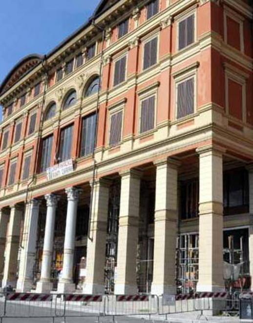 Politeama: affidato l’incarico, a fine mese niente più transenne 